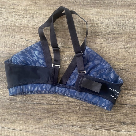 HEROINE SPORTS one47 cheetah print adjustable straps women sport bra Size Small - Picture 11 of 13